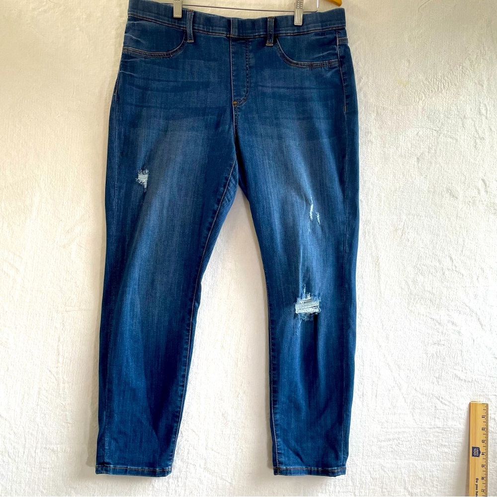 Judy Blue Boyfriend fit size 15/32 ripped stretch waistband no zipper fly